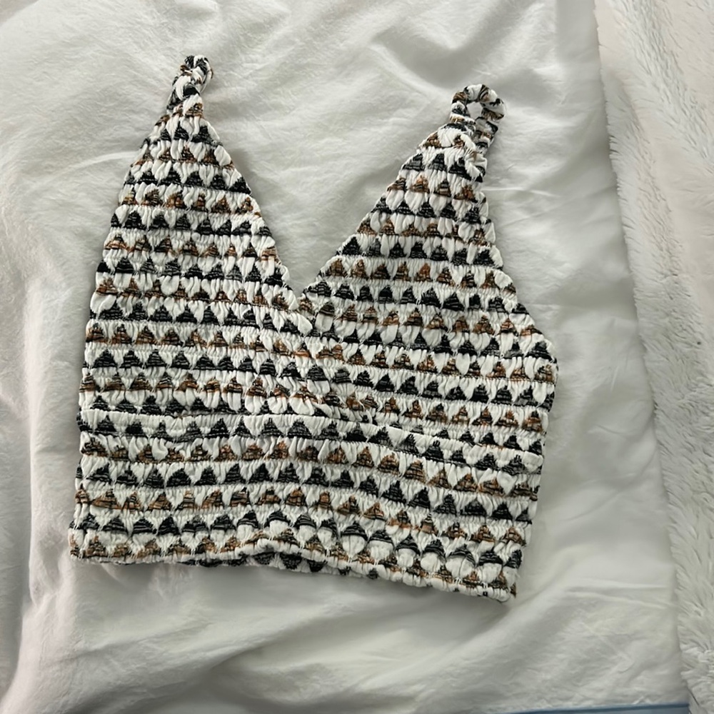 Urban outfitters crop top